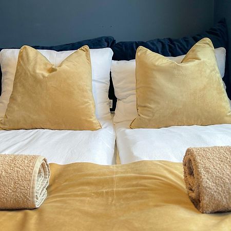 For Groups & Families - Free Parking & Near Attractions Appartement Tromsø Buitenkant foto
